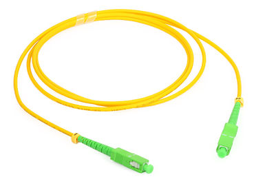CATV Network SC / APC Fiber Optical Patch Cord con fibra G657A