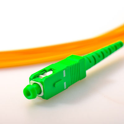 Treccia a fibra ottica del PVC Pigatil Jumper Singlemode della rete di fibra ottica di LC/APC 0.9mm