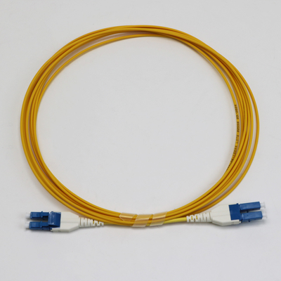 Cavo patch in fibra LC Uniboot Zip Cod monomodale G657.A1 BendInsensitive Duplex 2 mm LSZH a bassa perdita 0,15 dB