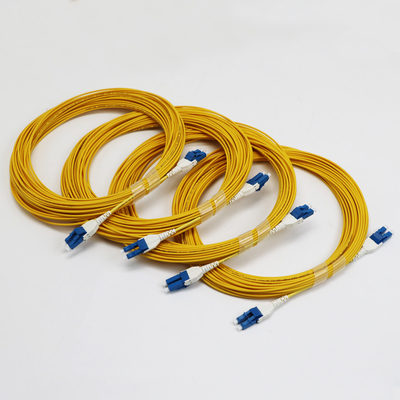 Lunghezza del cavo 1M LC Uniboot Duplex Singlemode G657.A1 BendInsensitive Zip Duplex 2mm LSZH Low Loss 0.15dB Fiber Patch Cord
