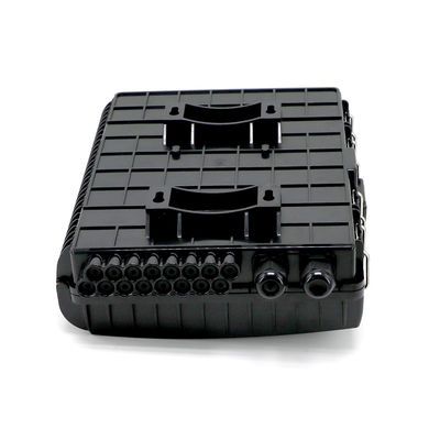 Scatola di distribuzione a fibra ottica fissata al muro